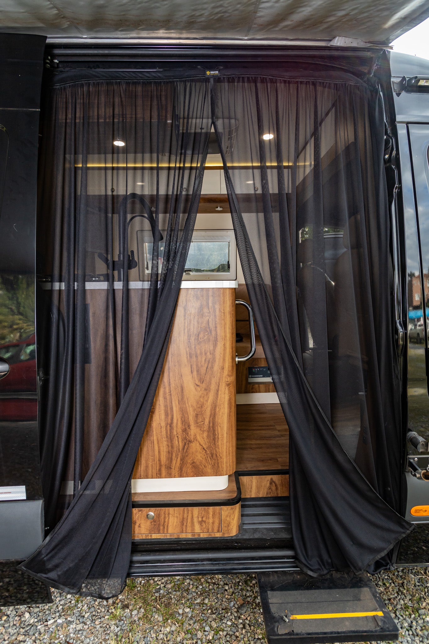 Mercedes-Benz Sprinter 2013-2025 - Tela Mosquiteira para Porta Lateral