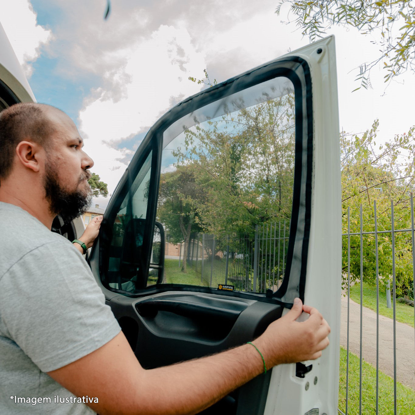 Ford Transit 2022 - 2025 Tela Mosquiteira para Janelas Dianteiras