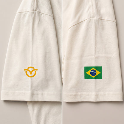 Mangas da Camiseta Home Wild Home: símbolo Arpine e bandeira do Brasil